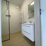 Lagos * Karwia